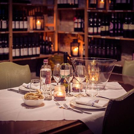 Hotel Ristorante La Perla Varallo Pombia エクステリア 写真